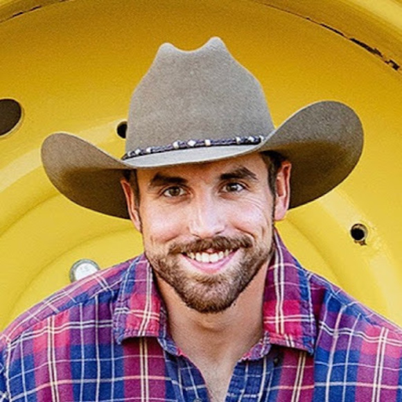 Meet your Posher, Matthew - Picture 1 of 1